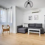 Apartamento Isbilya
